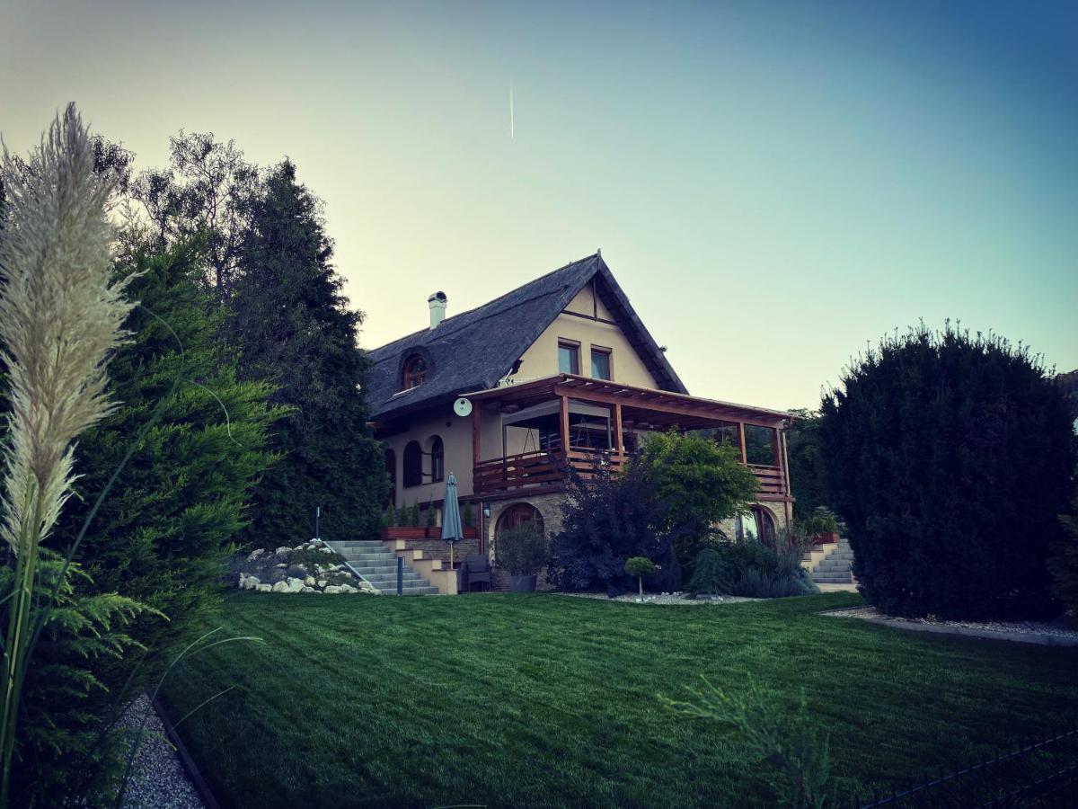 Panorama Home Balatongyorok Bagian luar foto