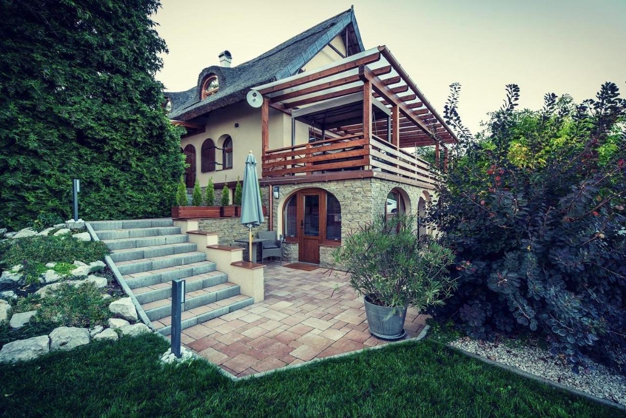 Panorama Home Balatongyorok Bagian luar foto